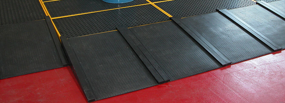 Ράμπα για δάπεδα συλλογής διαρροών